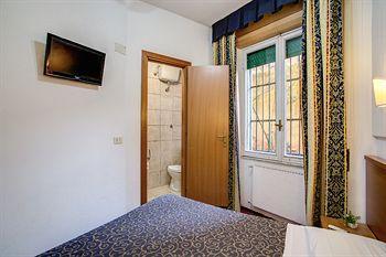 Galeno Hotel 2*
